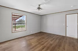 309 Rhett Ct, Aurora, TX 76078 - Photo 19