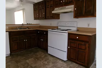 754 E Warrior Trail #D, Grand Prairie, TX 75052 - Photo 5
