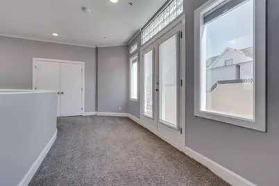 4040 Avondale Avenue #402, Dallas, TX 75219 - Photo 19