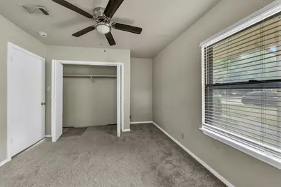 1404 E Tennie Street, Gainesville, TX 76240 - Photo 27
