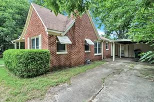 1404 E Tennie St, Gainesville, TX 76240 - Photo 3