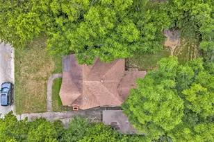 1404 E Tennie St, Gainesville, TX 76240 - Photo 9