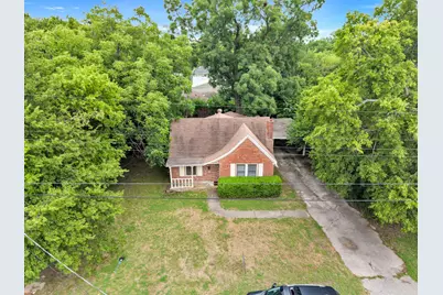 1404 E Tennie Street, Gainesville, TX 76240 - Photo 5