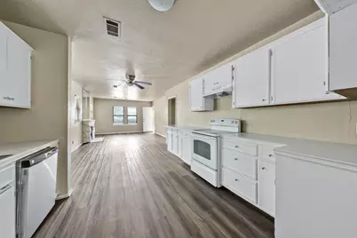 1404 E Tennie Street, Gainesville, TX 76240 - Photo 23