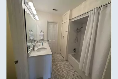 4641 Belclaire Avenue, Highland Park, TX 75209 - Photo 17