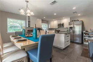 2719 Whispering Trail Cir, Pantego, TX 76013 - Photo 5