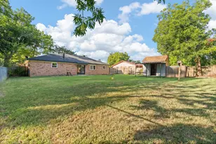 1206 Hemphill Dr, Cleburne, TX 76033 - Photo 23