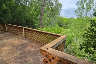 137 Crowfoot Ln, Whitney, TX 76692 - Photo 13