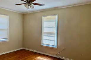 2225 N Shannon St, Sherman, TX 75092 - Photo 9