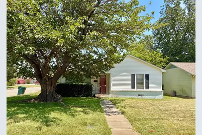 2225 N Shannon Street, Sherman, TX 75092 - Photo 1