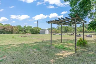 213 Club Cir, East Tawakoni, TX 75472 - Photo 39