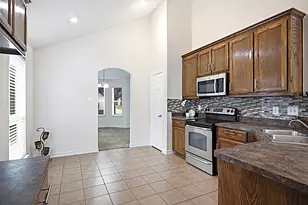 5828 Pearl Oyster Ln, Fort Worth, TX 76179 - Photo 9