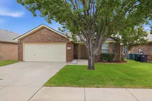 5828 Pearl Oyster Ln, Fort Worth, TX 76179 - Photo 1