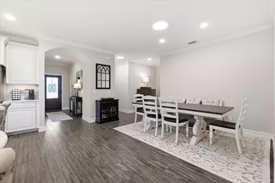 8870 Silent River Road, Frisco, TX 75036 - Photo 13