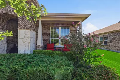 8870 Silent River Road, Frisco, TX 75036 - Photo 3