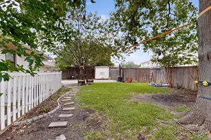 2003 J J Pearce Dr, Richardson, TX 75081 - Photo 33