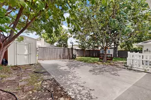 2003 J J Pearce Dr, Richardson, TX 75081 - Photo 31