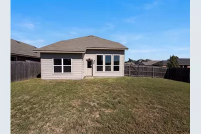 1713 Blue Jay Drive, Ennis, TX 75119 - Photo 5