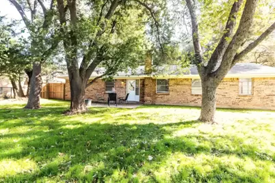 421 Apple Blossom Lane, Hurst, TX 76053 - Photo 15