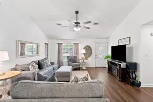 1115 E Sixth St, Springtown, TX 76082 - Photo 9
