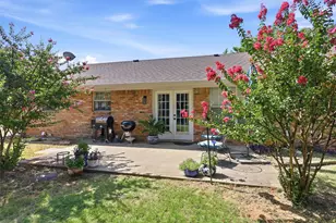 1115 E Sixth St, Springtown, TX 76082 - Photo 31