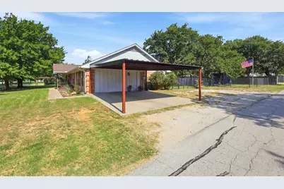 1115 E 6th Street, Springtown, TX 76082 - Photo 5