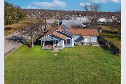 1318 Hanover Street, Weatherford, TX 76086 - Photo 1