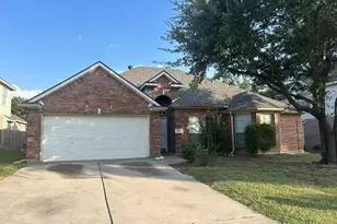 1406 Oxford Dr, Mansfield, TX 76063 - Photo 1