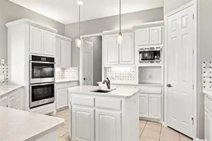 6904 Edgewater Dr, McKinney, TX 75072 - Photo 11