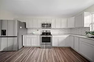 3535 Virginia Blvd, Dallas, TX 75211 - Photo 9