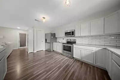 3535 Virginia Boulevard, Dallas, TX 75211 - Photo 11