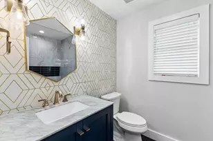 13726 Peyton Dr, Dallas, TX 75240 - Photo 15