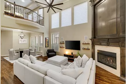 2029 N Hill Drive, Irving, TX 75038 - Photo 7