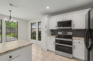 2421 Cornell Dr, Flower Mound, TX 75022 - Photo 9