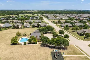 509 River Bank Ct, Granbury, TX 76049 - Photo 39