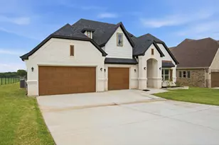 680 Jennings Ln, Azle, TX 76020 - Photo 3