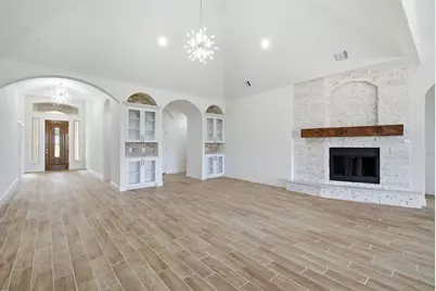 680 Jennings Lane, Azle, TX 76020 - Photo 9