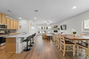 10608 Plumlee Ln, Aubrey, TX 76227 - Photo 5