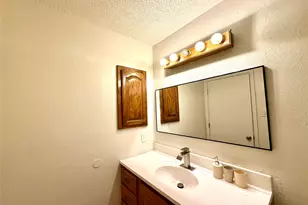 817 Colchester Dr, Mesquite, TX 75149 - Photo 9