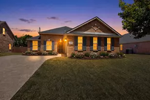 109 Harvest Hill Ln, Red Oak, TX 75154 - Photo 1