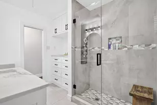 1709 Bluebonnet Dr, Fort Worth, TX 76111 - Photo 21