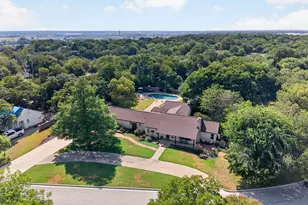 1709 Bluebonnet Dr, Fort Worth, TX 76111 - Photo 3