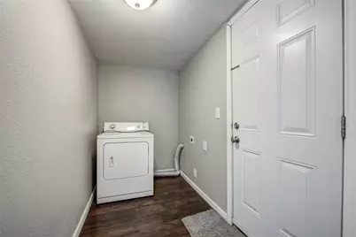 802 E Dallas Street, Mansfield, TX 76063 - Photo 17