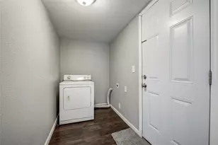 802 E Dallas St, Mansfield, TX 76063 - Photo 17