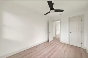 6729 Wallis Rd, Lake Worth, TX 76135 - Photo 27