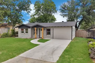 6729 Wallis Rd, Lake Worth, TX 76135 - Photo 3