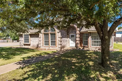 3401 Locust Street, Rowlett, TX 75089 - Photo 3