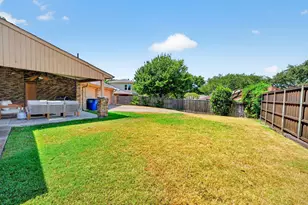 10101 Bridgegate Ln, Dallas, TX 75243 - Photo 37