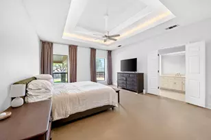 10101 Bridgegate Ln, Dallas, TX 75243 - Photo 23