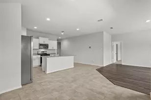 549 Bronze Circle, Springtown, TX 76082 - Photo 7